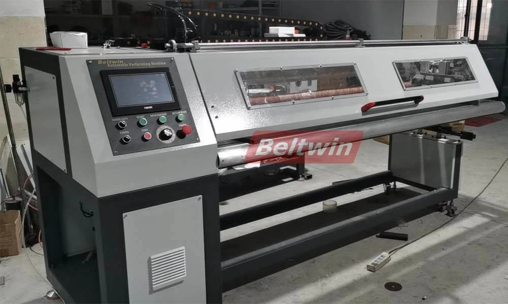 Machine de perforation de bande transporteuse de 2000 mm de large pour ceinture en caoutchouc PVC PU