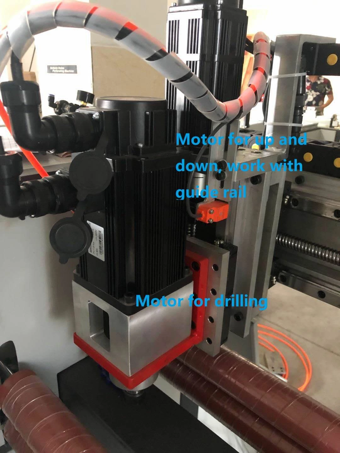 Perçage de trous de machine de perforation de bande transporteuse en caoutchouc EP