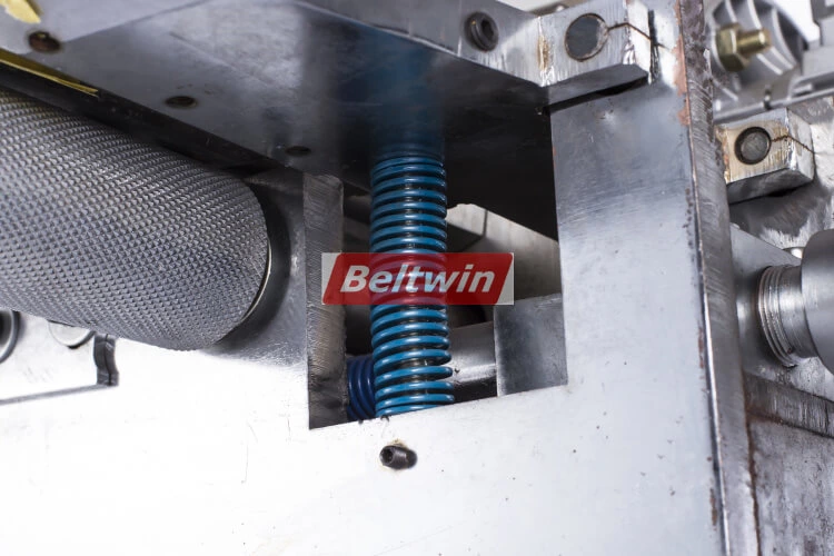 Séparateur de plis de ceinture en PVC PU SB130