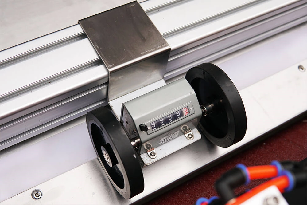 Découpeuse de bande transporteuse en PVC PU CA2000-3000, machine de découpe