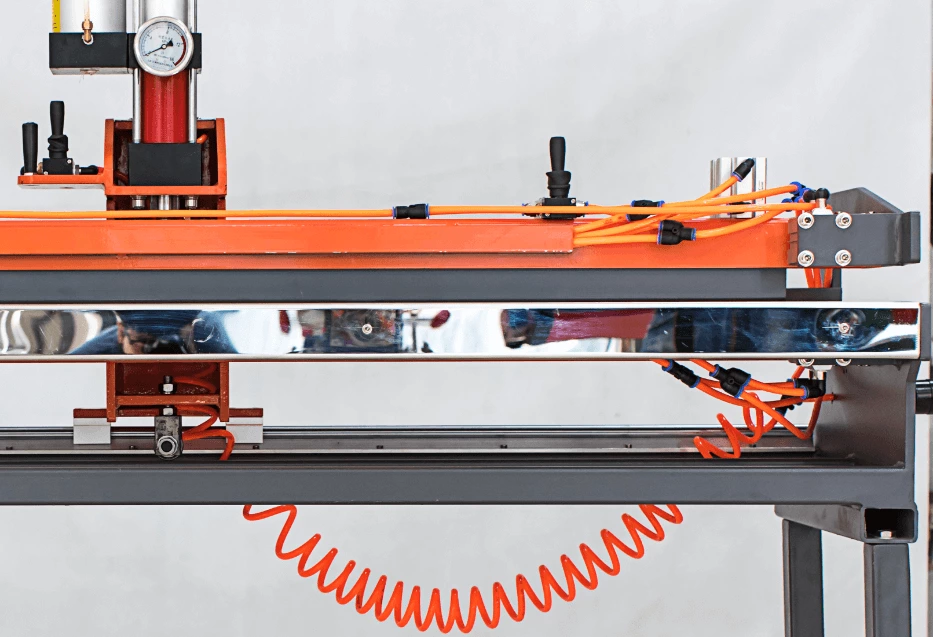 Perforateur semi-automatique de doigt de ceinture d'unité centrale de PVC TA1000-3000