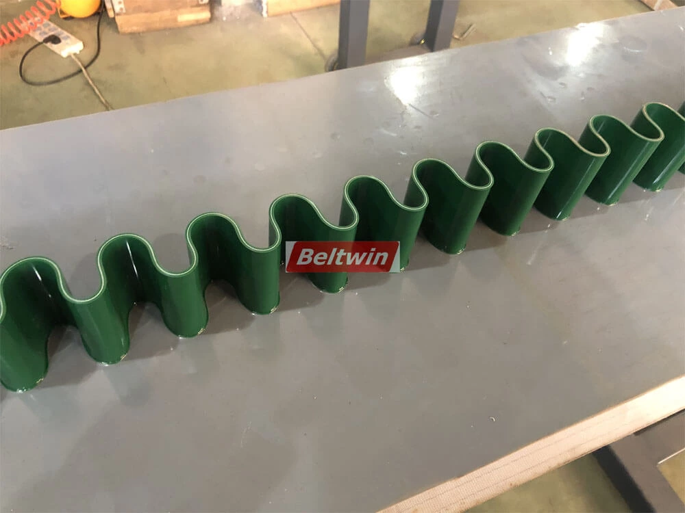 Machine de soudage de guides de courroie/parois latérales QB2000S-3000S