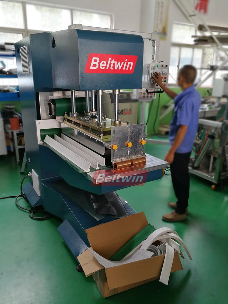 Inspection de machine à haute fréquence de 15 KW par un client britannique