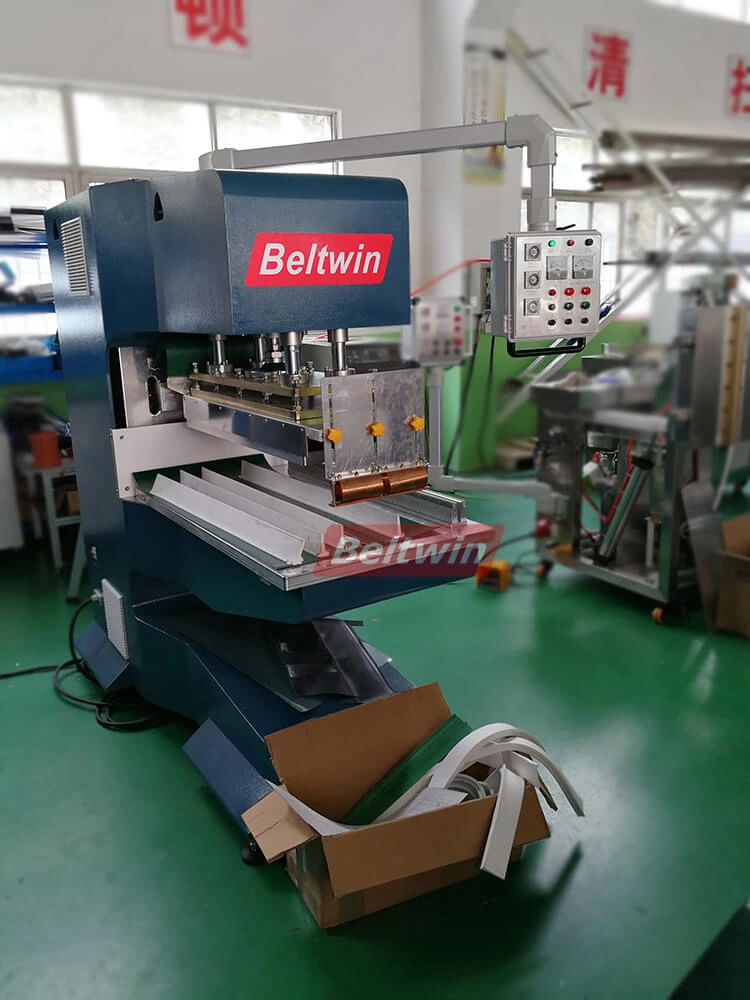 Inspection de machine à haute fréquence de 15 KW par un client britannique