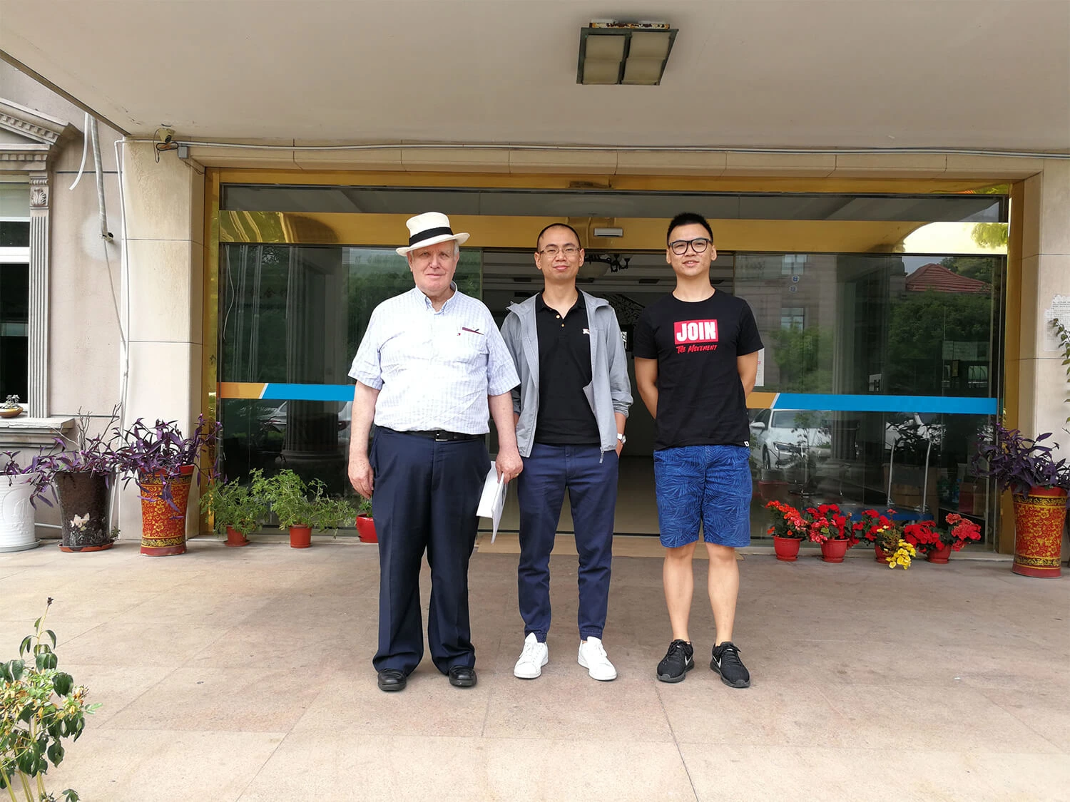 Inspection de machine à haute fréquence de 15 KW par un client britannique