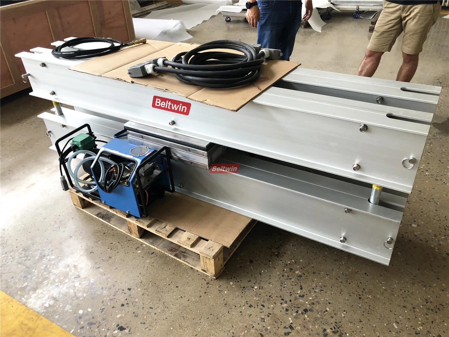 Vulcanisateur de réparation de courroie en caoutchouc Beltwin pour courroie de 1600 mm