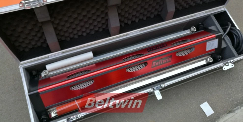 La commande du client brésilien&nbsp;: Presse de refroidissement par air 900 mm et 2100 mm