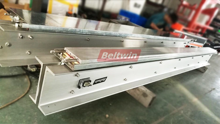 Livraison de la presse de refroidissement par eau Beltwin 3400x150mm en Colombie, longueur effective: 3200mm