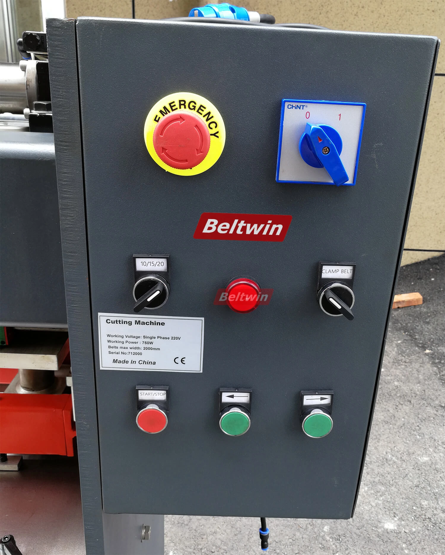 Perforatrice automatique Beltwin 2000mm avec support