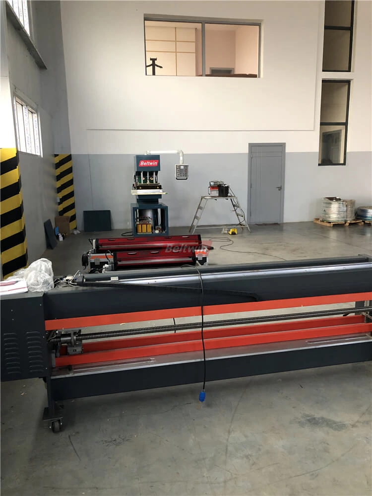 Fournir une formation sur l'équipement aux clients ouzbeks