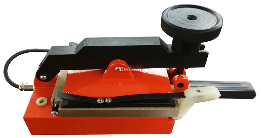 Presse d'épissure de bande classique pour bandes de broche, bande plate et bande de machine