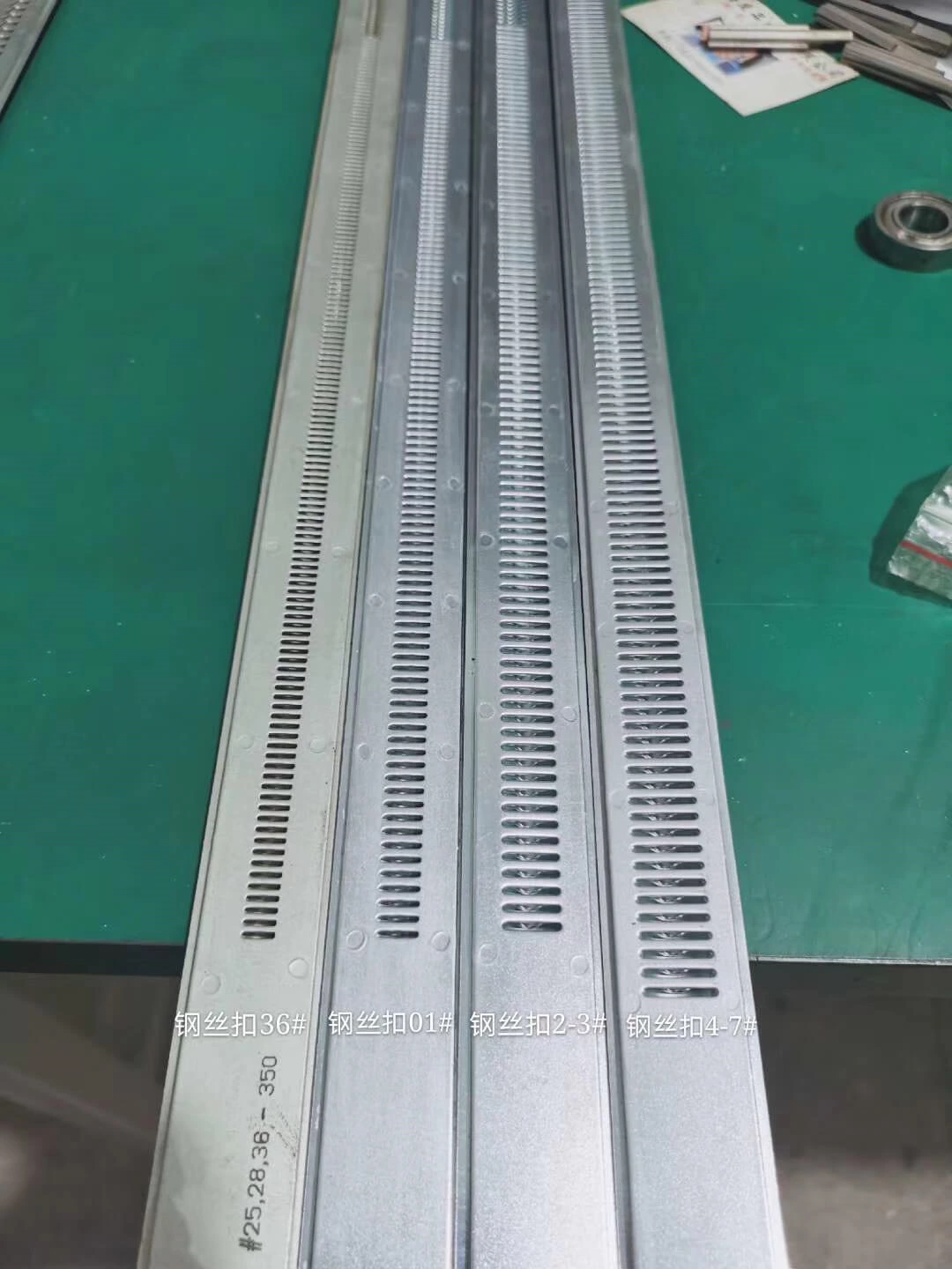 Attache de laçage de bande transporteuse en acier inoxydable à crochet métallique CX