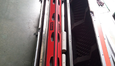 Livraison 2 presses de refroidissement par air PCS PA1200 pour joindre la ceinture PVC / PU
