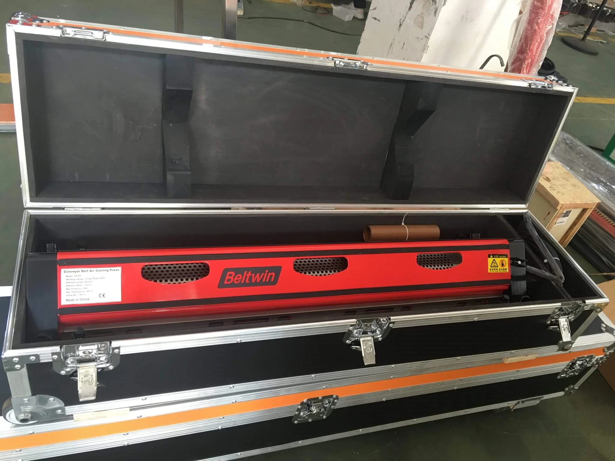 Livraison de presses de refroidissement par air PA900 et PA1500 en Allemagne