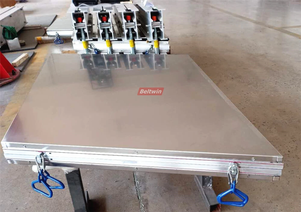 Vulcanisateur sectionnel pour ceinture de 1200 mm de largeur, livraison en Argentine