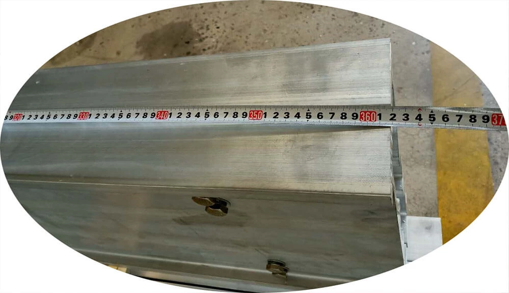 Pièces de barre transversale d'alliage d'aluminium pour vulcanisateur de bande convoyeuse en caoutchouc