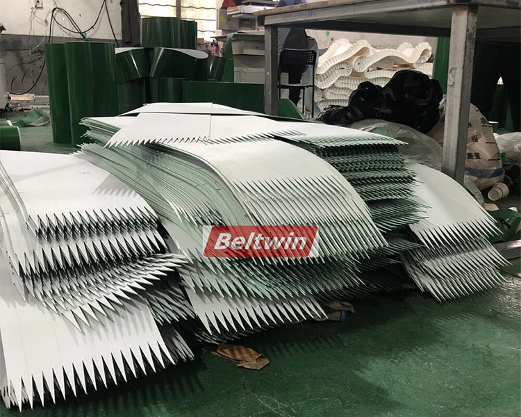 Perforateur automatique de doigt de ceinture d'unité centrale de PVC TB1000-4000