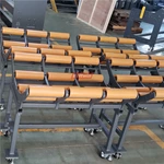 Rack avec rouleaux pour rouleaux de matériau de bande transporteuse PVC PU