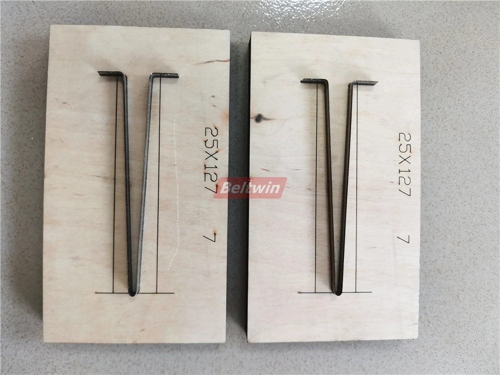 Poinçonneuse à courroie de distribution