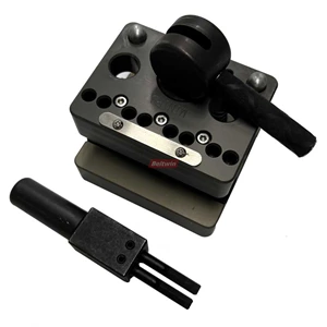 Mini outil de fixation pour épissure mécanique de bande transporteuse