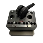 Mini outil de fixation pour épissure mécanique de bande transporteuse