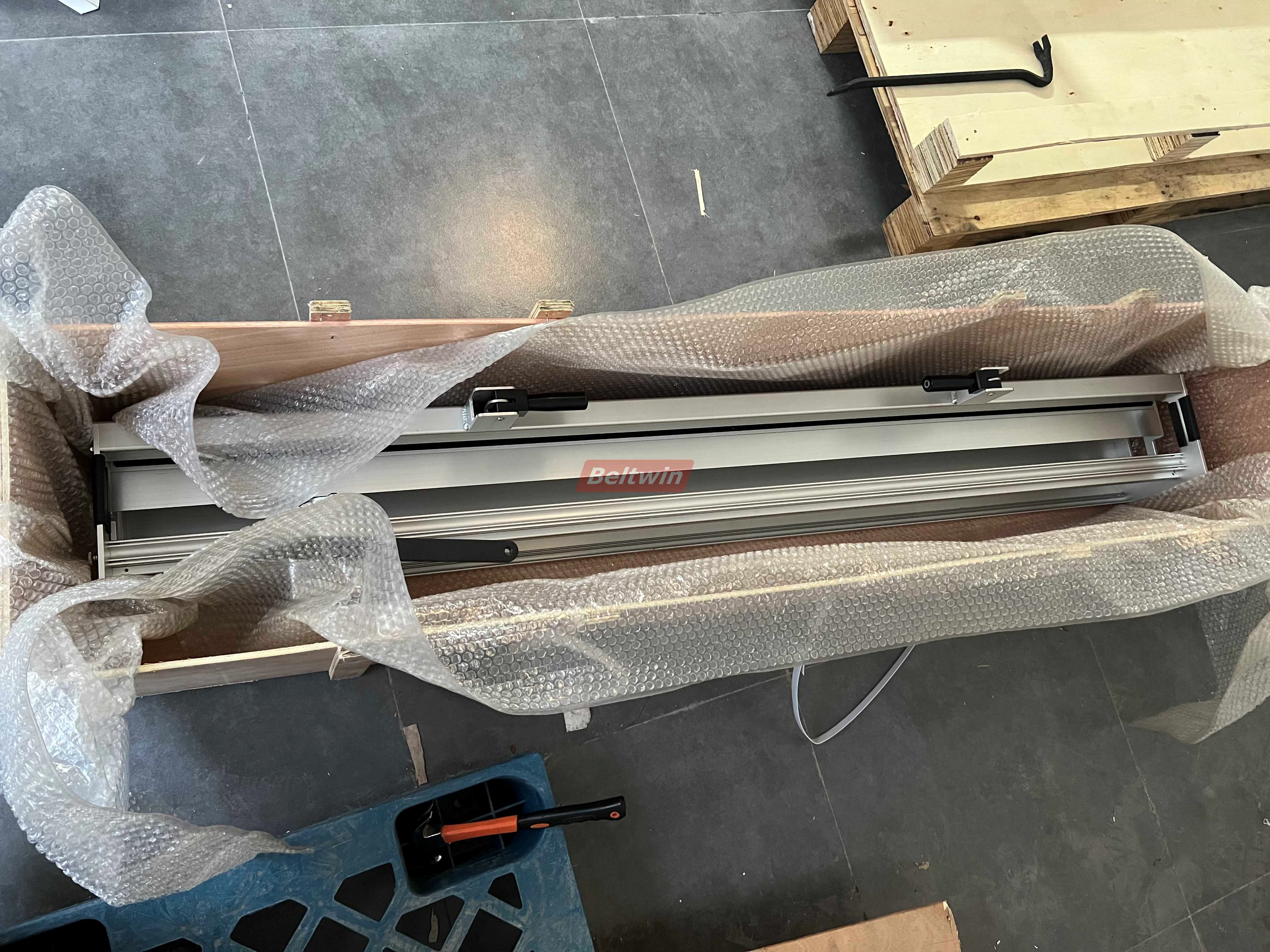 Roller Lacer avec perceuse électrique KA600-1500 pour épissure mécanique de bande transporteuse