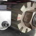 Surface de courroie de distribution tout en un et meulage des bords avec machine à laver les dents