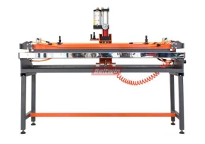 Solution totale d'atelier de fabrication de bandes transporteuses pour un client en Arabie saoudite