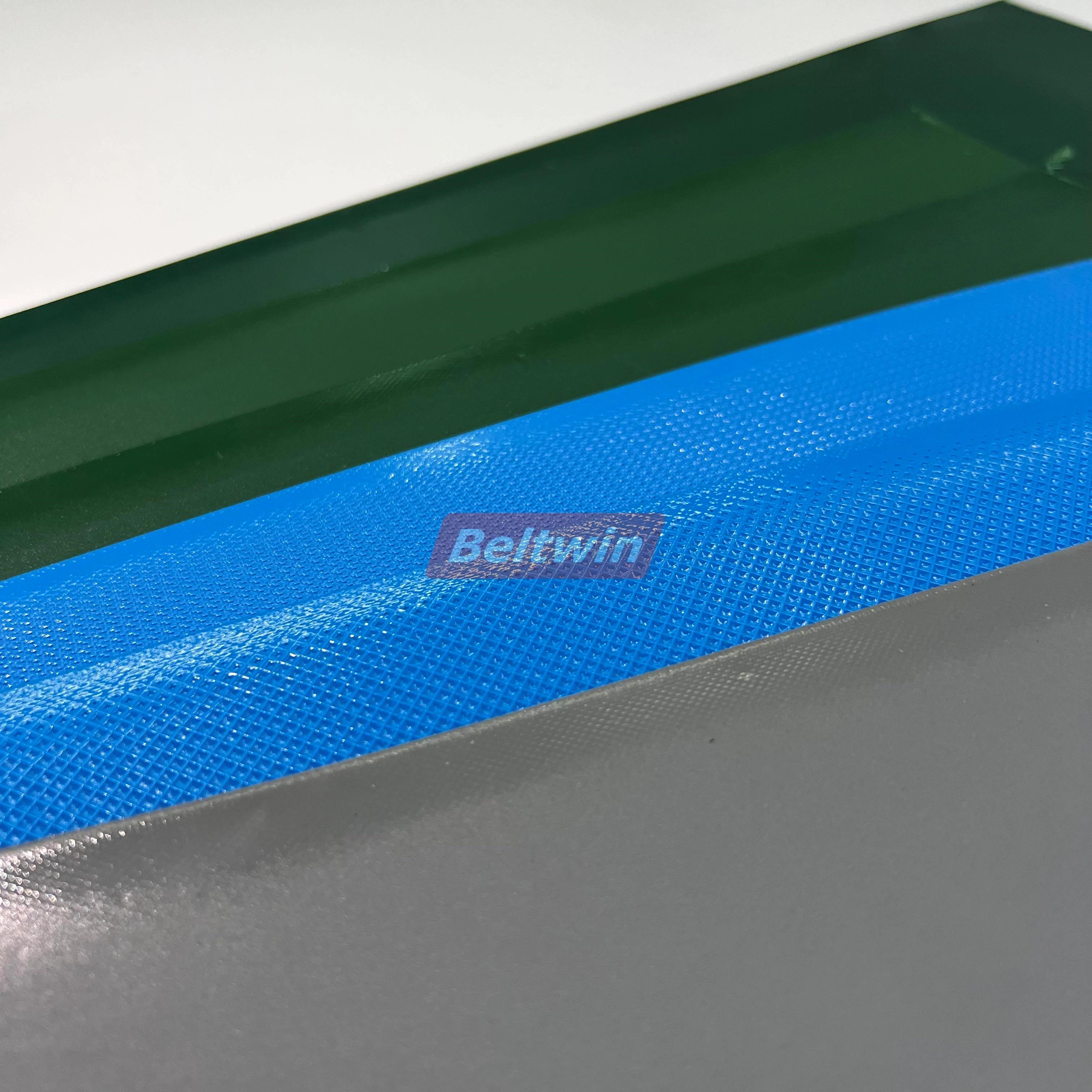 Machine de soudage et de scellage des bords de courroie QD1200-1500