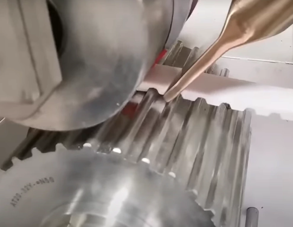 Machine de revêtement de courroie de distribution en PU QC180C