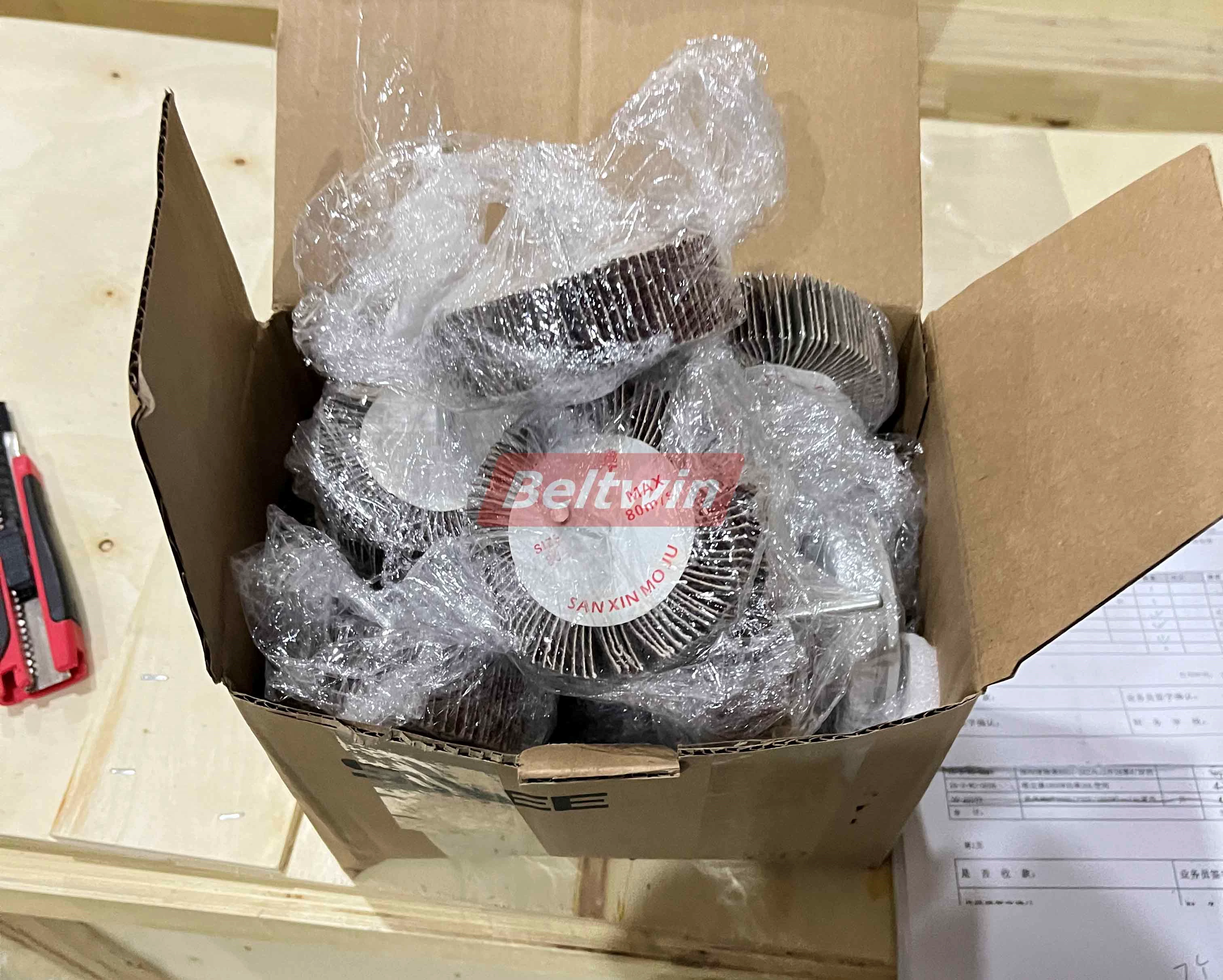 Machine de soudage de profilés longitudinaux QB1300H-2000H (version européenne)