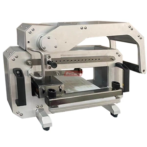 Machine de poinçonnage de courroies de distribution