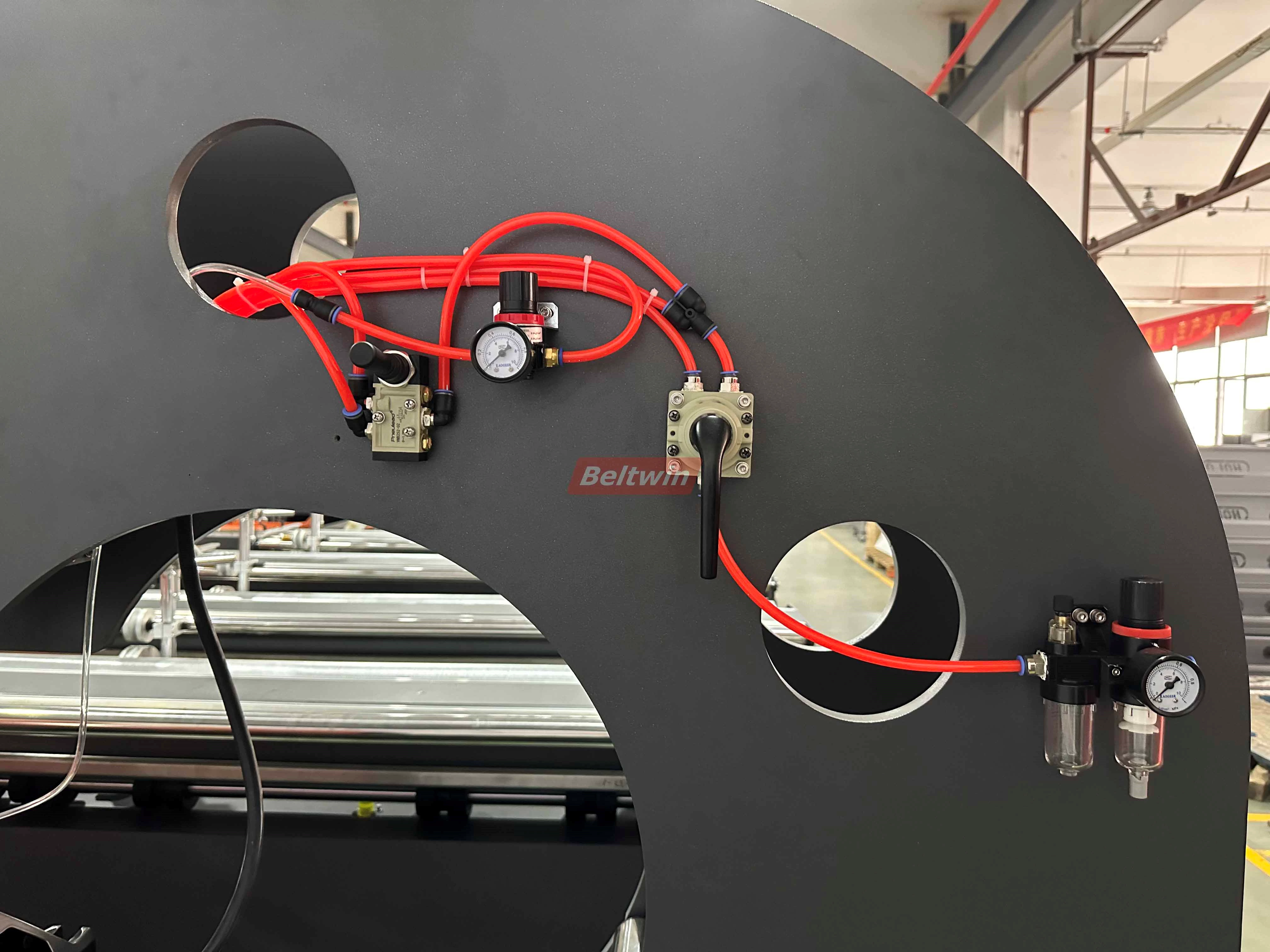 Presse à épisser refroidie par air pour bandes transporteuses PVC/PU à assemblage longitudinal