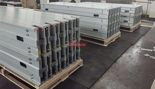 Pièces de barre transversale en alliage d'aluminium pour vulcanisateur de bande transporteuse en caoutchouc