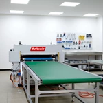 Perceuse à Doigts Entièrement Automatique pour Courroies de Tapis Roulants